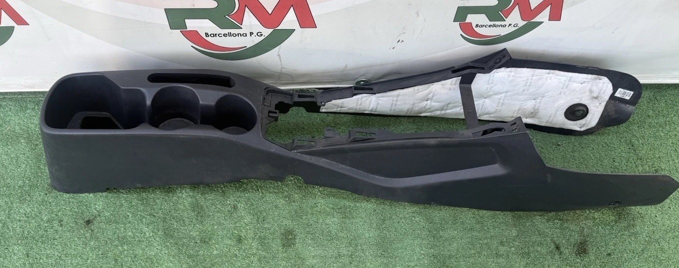 TUNNEL RIVESTIMENTO CONSOLLE CENTRALE INTERNO KIA RIO 2014-2017 (86611-1W700)