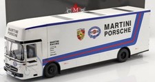 CMR CMR154 1/18 Mercedes O317 Porsche Renntransporter 1968 Racing