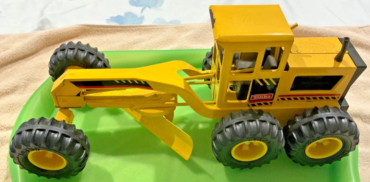 Tonka Yellow Road Grader Vintage Manufacture Diecast Construction