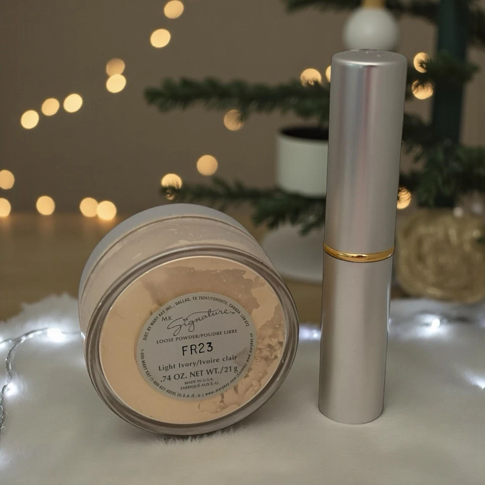 Mary Kay Signature Loose Powder #3843 LIGHT IVORY with Mary Kay Foundation Brush - Image 3 of 4