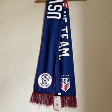 NWT Nike USWNT USA Soccer Local Verbiage Scarf A26440 One Nation One Team NWT