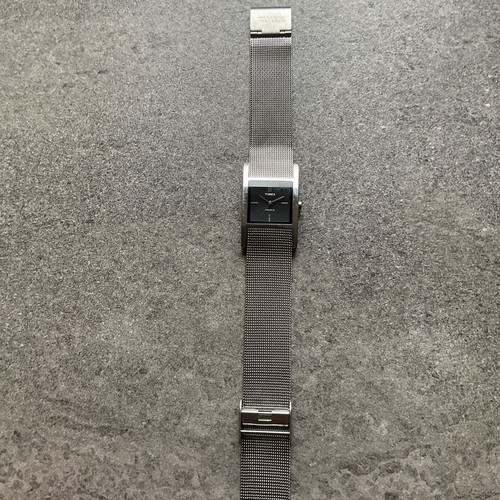 Timex Womens Tank Style Watch 23mm Silver Tone Watch & Stainless Steel Band BT - 第 3/7 張圖片