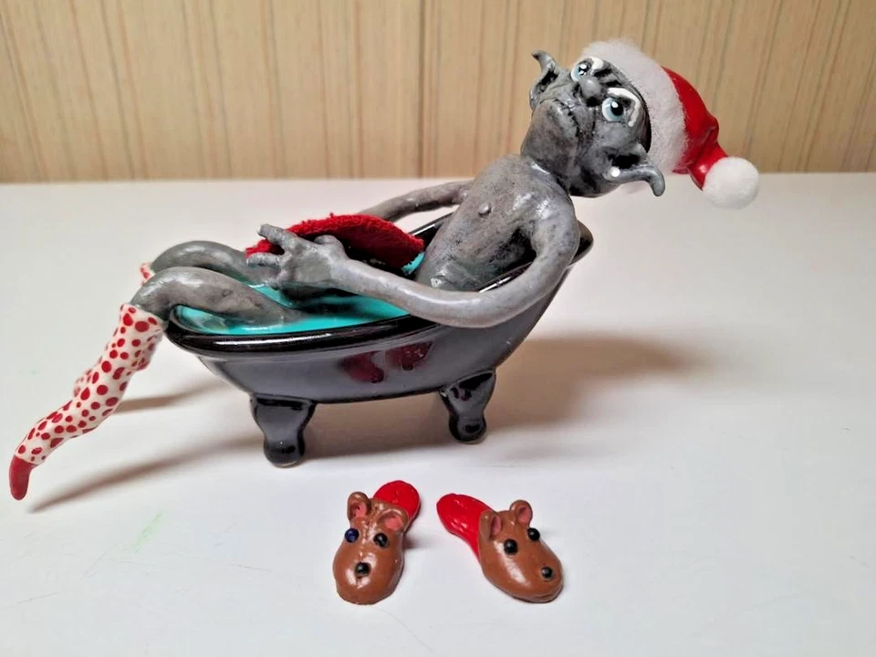 HO HO HO Santa's Anatomically Correct Ornery Elf Gnome Art Doll Sculpt in tub - Image 4 of 4
