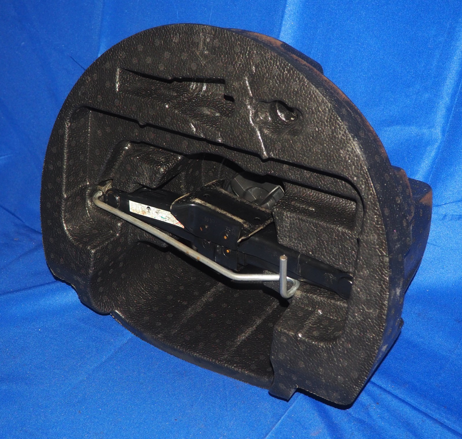2014-2023 Maserati Ghibli Spare Tire Lift Jack Tool Kit OEM W/90 Day Warranty