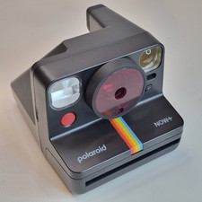 Polaroid Now Gen 2 Instant Film Camera Black PRD009076 Tested w/ Lens Cap NICE