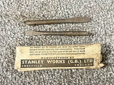 VINTAGE PAAR STANLEY SCHRAUBENDREHER BITS FLACHKOPF WERKZEUGE DIY WERKSTATT