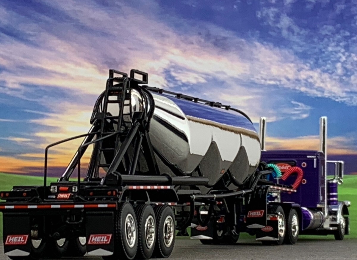 Tráiler A Escala 1/64 Peterbilt 389 Con Remolque Tanque Heil De Combustible Wayne Transports 9 1536x1042 - Foto 4