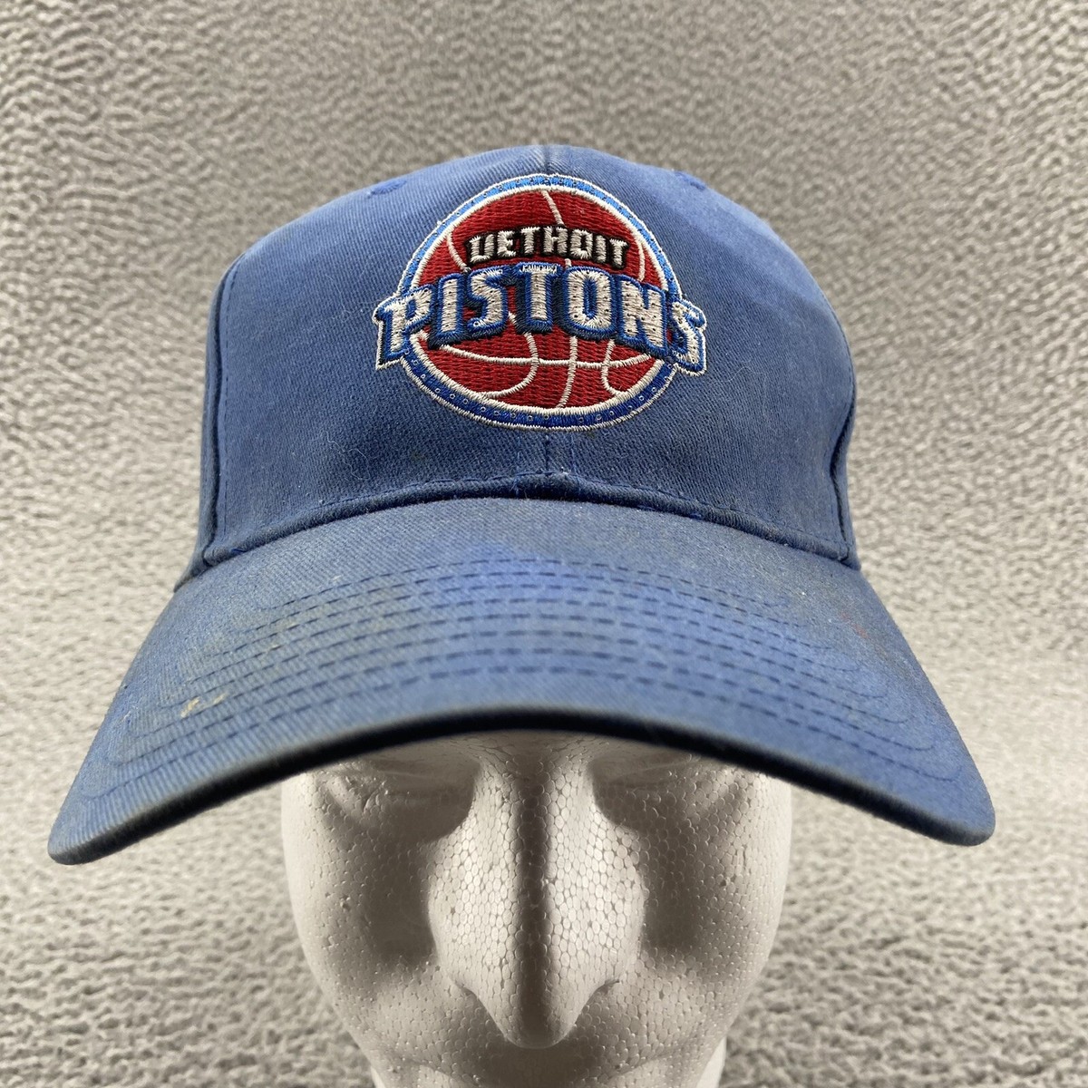 NBA 90s Detroit Pistons キャップ VINTAGE Detroit Pistons Hat Cap Snapback Blue Light Up Glow