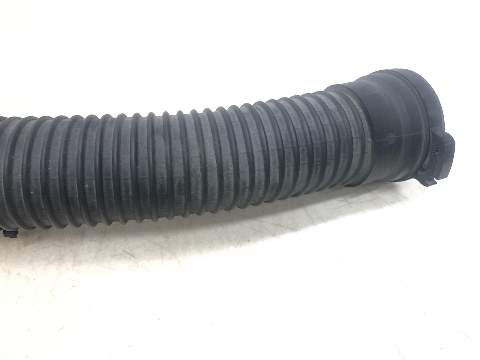 2009 ASTON MARTIN V8 VANTAGE 4.7L AIR INTAKE Y PIPE DUCT HOSE 6G33-9C623-DB OEM