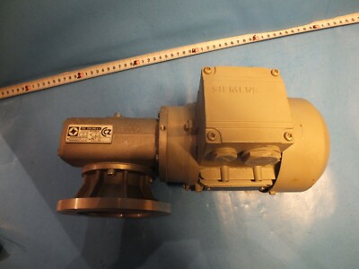 Siemens 1LA7063-6AB92 Motor & TOS ZNOJMO Typ MRT-40 i-10 Reduzierung