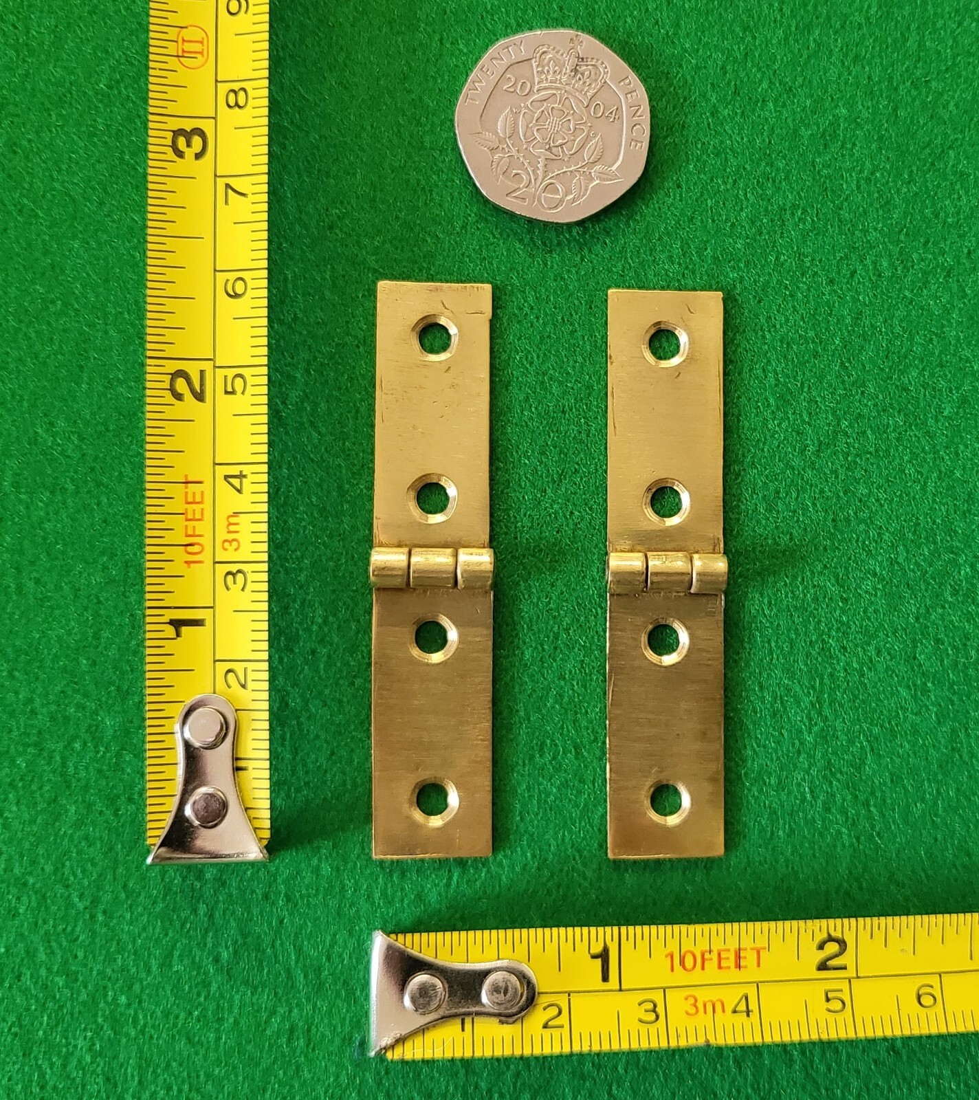 Pair small solid brass strap hinges, antique writing slope tea caddy