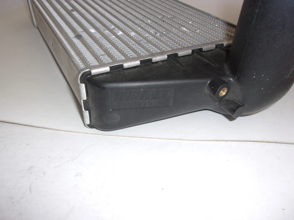 Intercooler Kühler Fiat Regata 1900 Turbo Diesel Original Fiat 7551775 - Bild 3 von 4