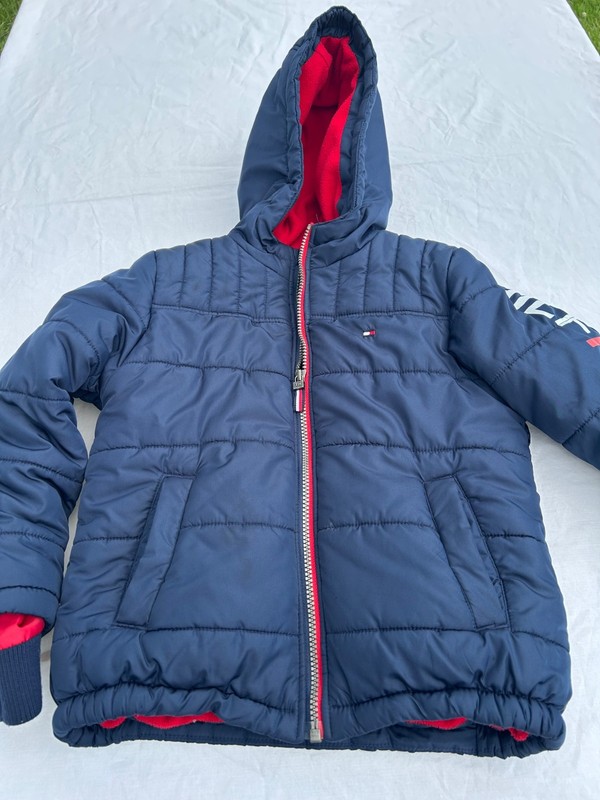 Childs Tommy Hilfiger puffy coat S