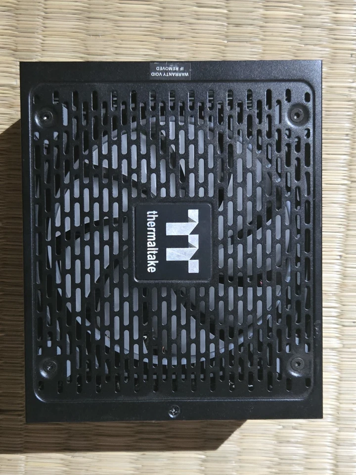 Thermaltake Toughpower PF1 ARGB PC Netzteil 850 W ATX 80PLUS® Platinum - Bild 3 von 4