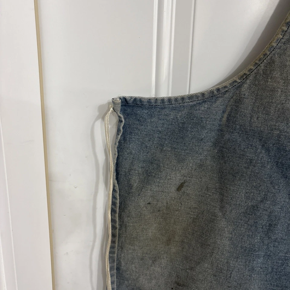 Vintage Denim Machinist Shop Apron Pre-owned. Good Condition - Image 4 of 4