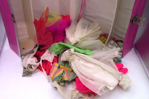 The World of Barbie Trunk with Clothes and Accessories Used Vintage 1968 Mattel