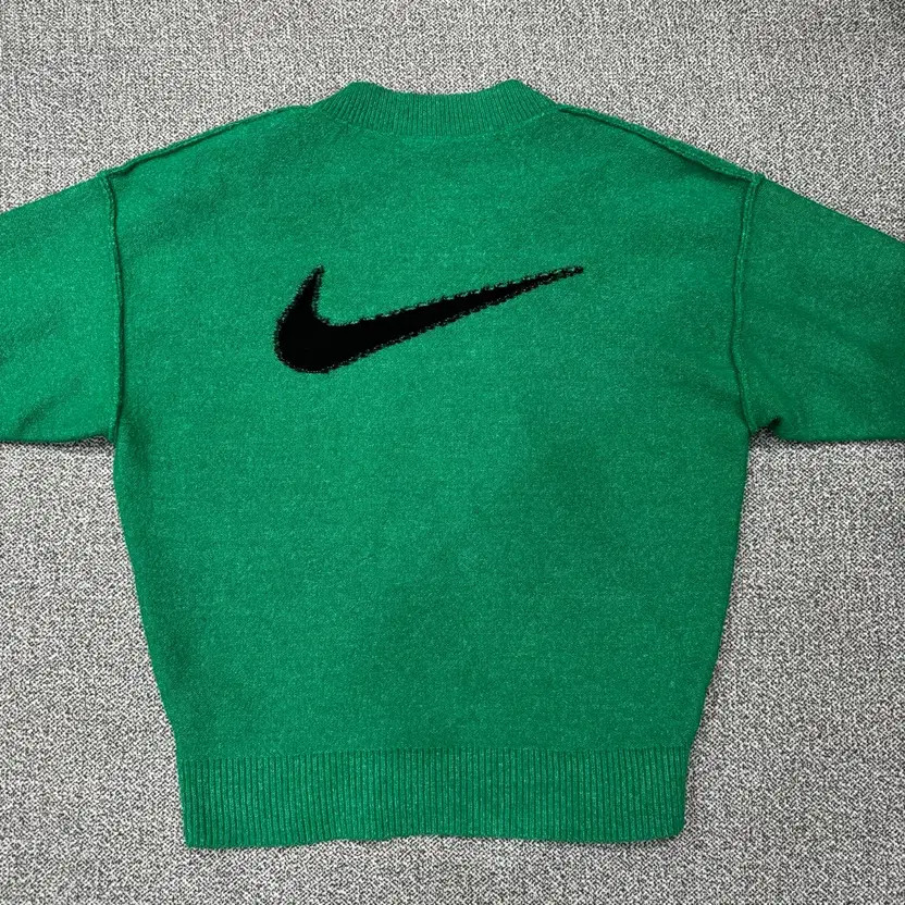 Nike Techpack V-neck Knit Sweater Green Size L thumbnail 5