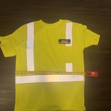 SAFETY NIGHT ROADSIDE CINTAS HI VIS CLASS 3 REFLECTIVE WORK SHIRT.