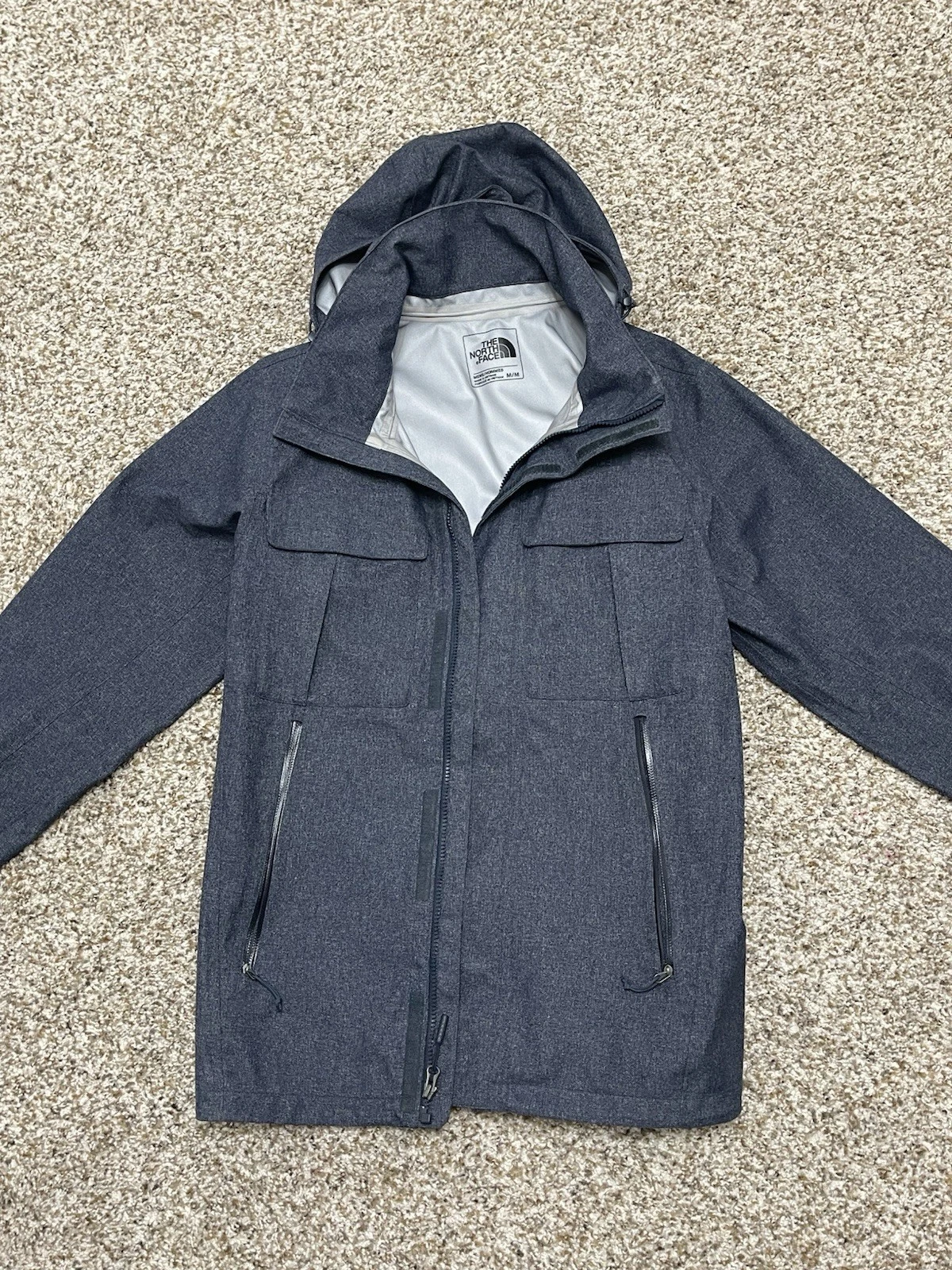 Men’s Northface Shell Jacket, Navy Heather, Medium