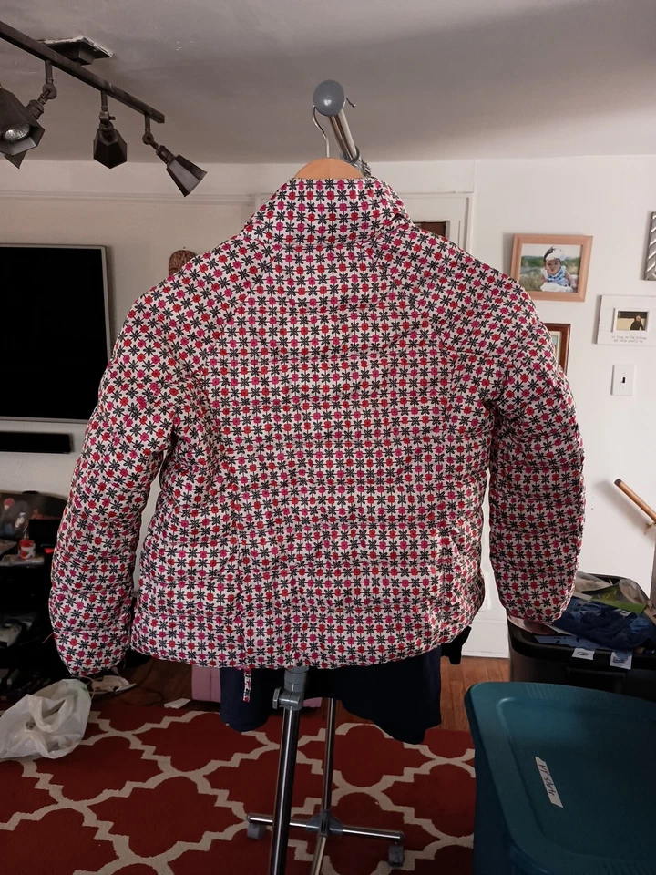 Chaqueta hinchada vintage Uniqlo para niños pequeños floral niñas talla 7 a 8 Foto 3 de 4