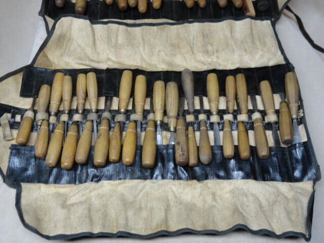 Carving Chisel Set Mostly Addis w/ Cleff Taylor Buck Vintage 60 pc w/ Cases 