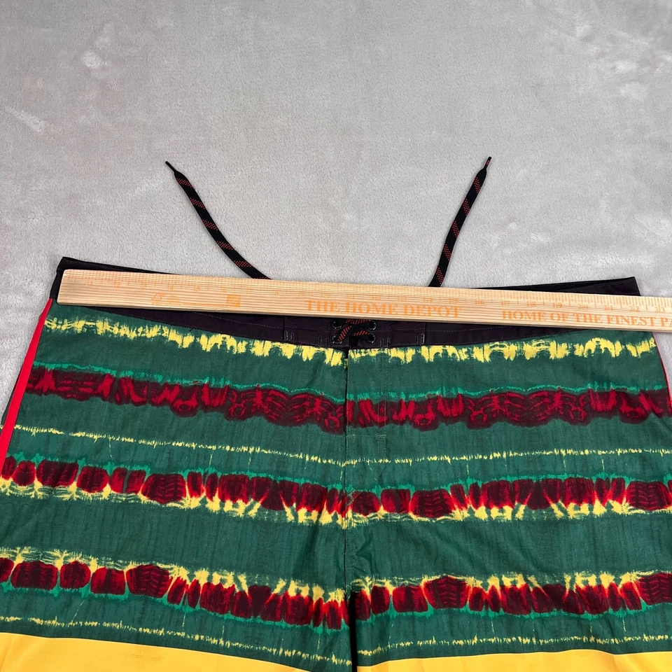 Pantalones Cortos de Tabla Quiksilver Para Hombres 44 Cintura Verde Amarillo Rasta Ligeros Surf Natación Foto 4 de 4