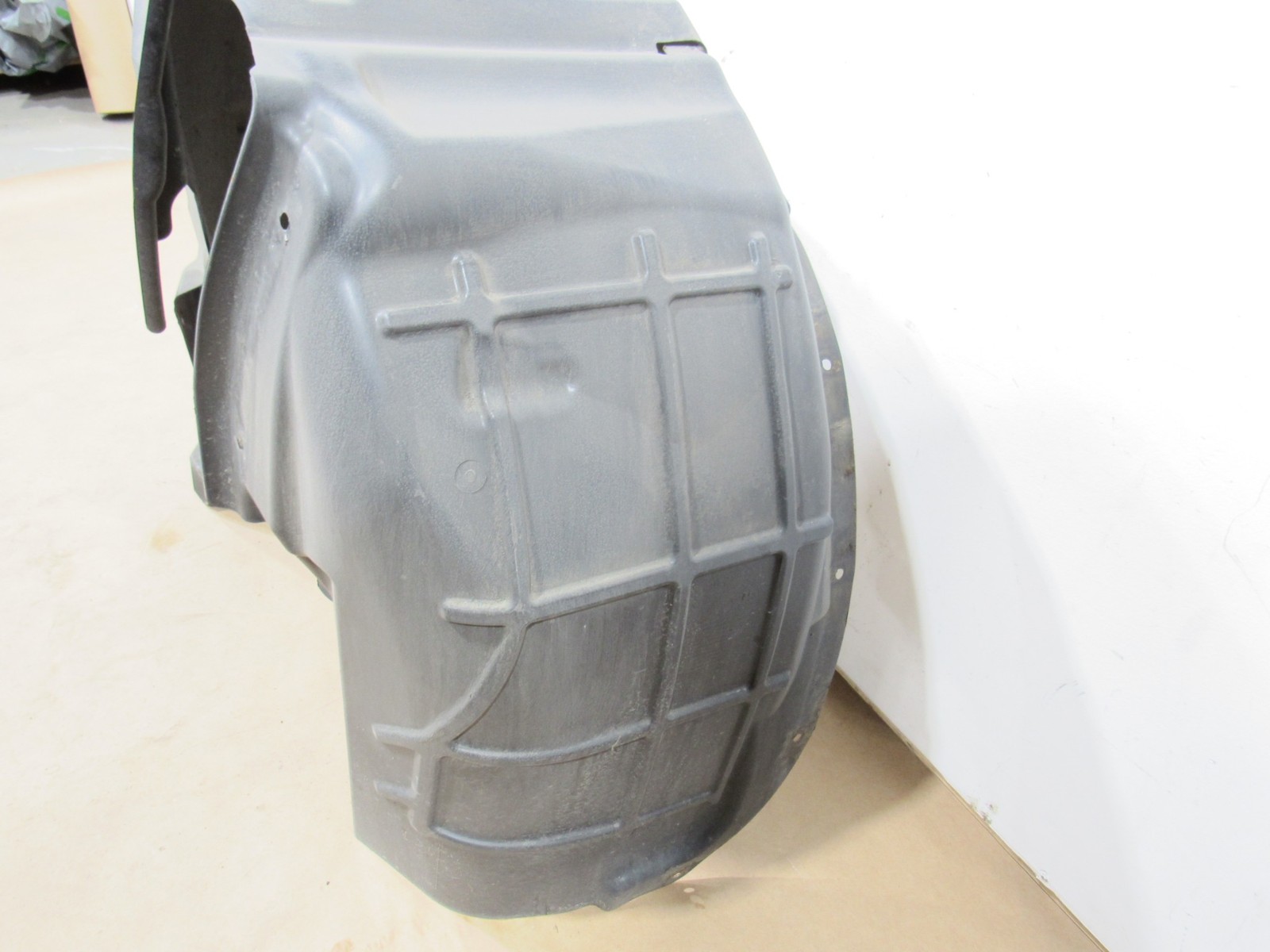 Maserati Levante Q4 2017 Rear Right Quarter Liner Splash Shield Guard 16-24 ;#3