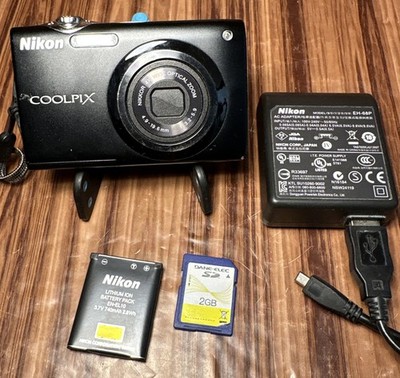 Nikon COOLPIX S3000 デジタルカメラ SDカードリーダー付 Amazon | Nikon デジタルカメラ COOLPIX (クールピクス) S3000 アクア デジタルカメラ