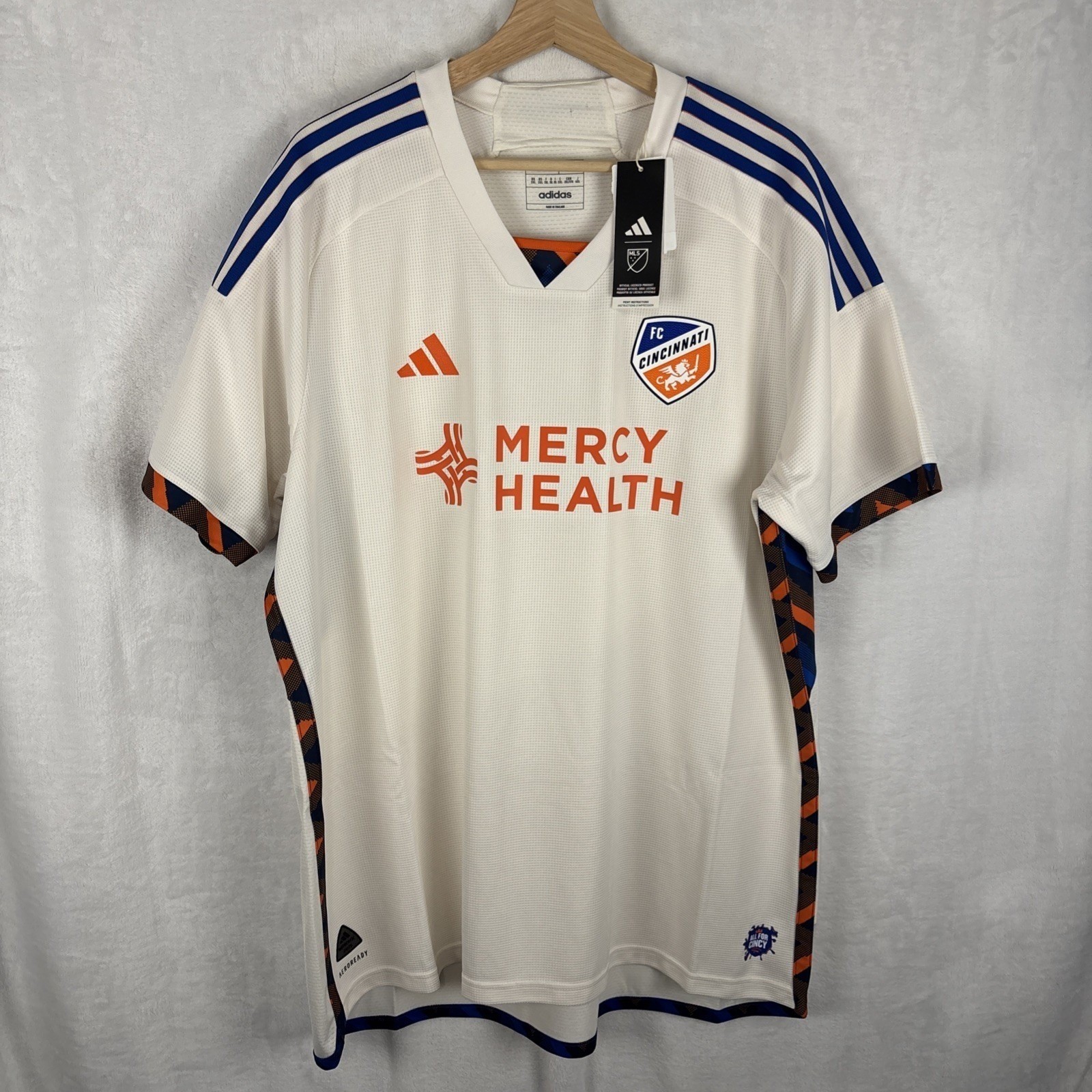 FC Cincinnati adidas 2024-2025 The Canvas Kit Authentic Jersey Off White 2XL NWT