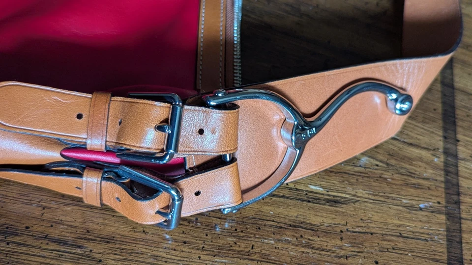 Bolso de Mano Ralph Lauren Cuero Rojo Cartera/Correa Ajustable Excelente Estado Foto 3 de 4