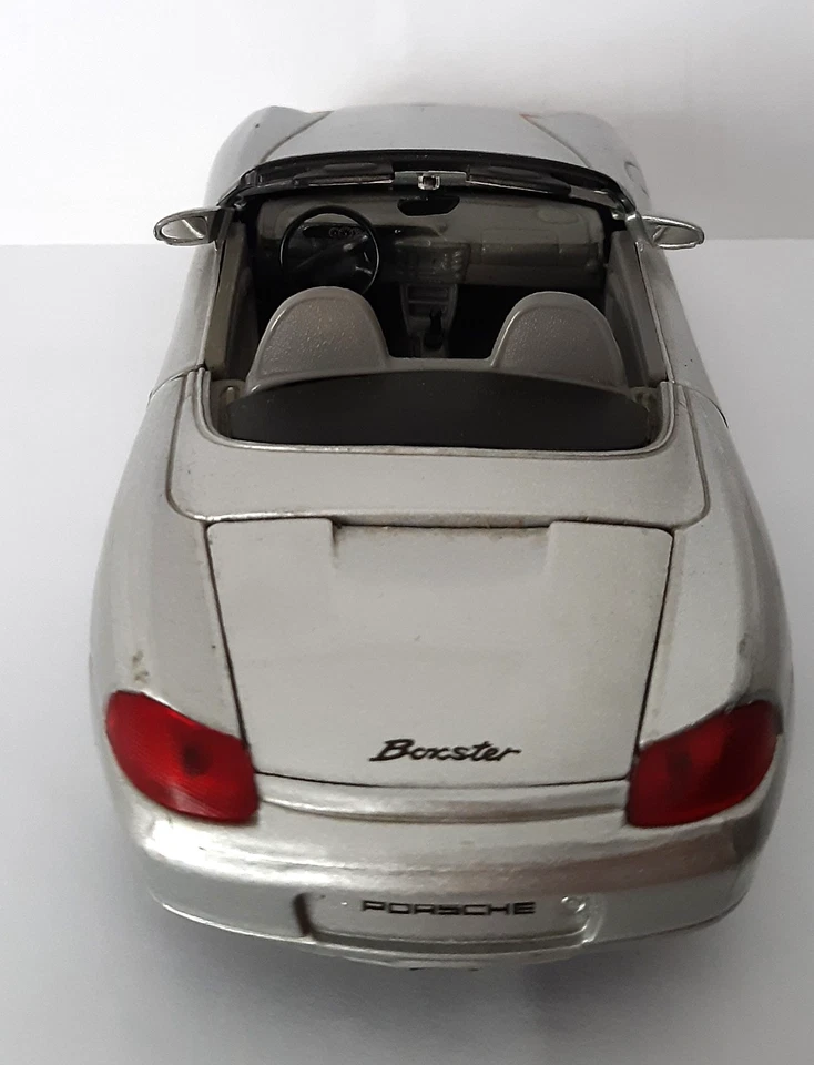 Porsche Boxster Silver Color diecast 1/24 - Immagine 3 di 4