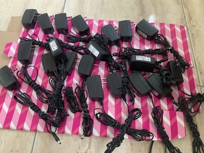 Lot of 20 DVE Switching Adapter Model-DSA-12PFA-05-FUS 050200 Output-+5V-2A