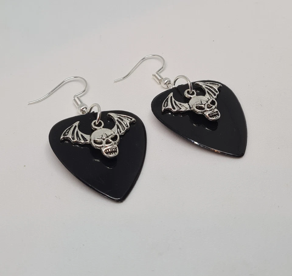 Guitarra Pick Pendientes Calavera Alas de Murciélago Joyería Gótica Demonio Punk Rock Metal Negro Foto 4 de 4