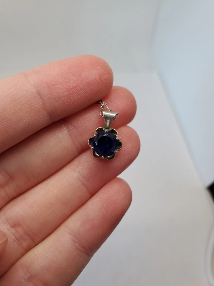 Collar colgante Diamonique DQ zafiro azul redondo Buttercup plata de ley Foto 4 de 4