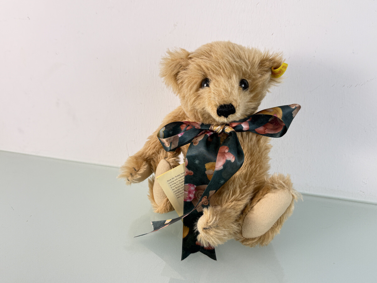 Steiff Animal 0151/32 Cinnamon Teddy Bear 32cm. Excellent