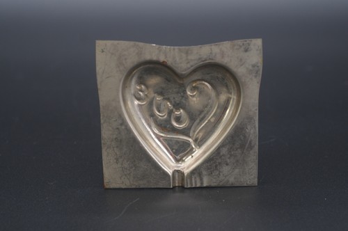 Vntg Aluminum Heart Shaped Sucker Mold Lollipoo Mold Embossed Love Script Valent - Picture 5 of 8