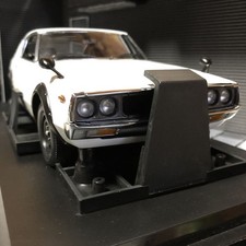 Unexhibited Kyosho 1/18 Nissan Skyline 2000 Gt-R Street Version White