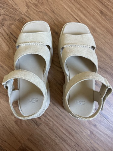 UGG New Heights Platform Ankle Strap Sandal Size 10  Mustard Seed Suede