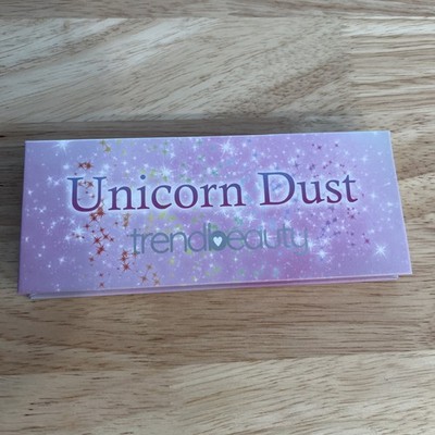 TRENDBEAUTY UNICORN DUST HIGHLIGHTER PALETTE With 3 Colors