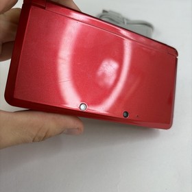 Nintendo 3DS Handheld Video Game Console Red CTR-001 (USA) W Charger US Model