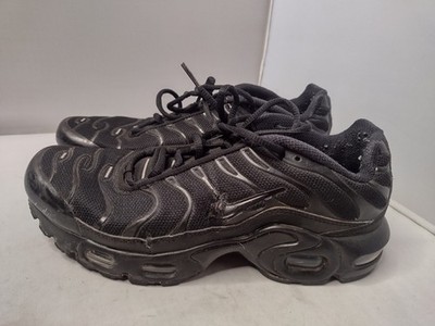 Nike Air Max Plus TN Shoes 7Y Triple Black Leather Athletic Running Sneakers O
