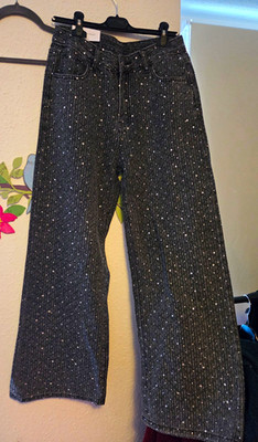 Damen Jeans Grau Denim weites Bein mit Strasssteinen Gr. L Schrittlänge 75 cm