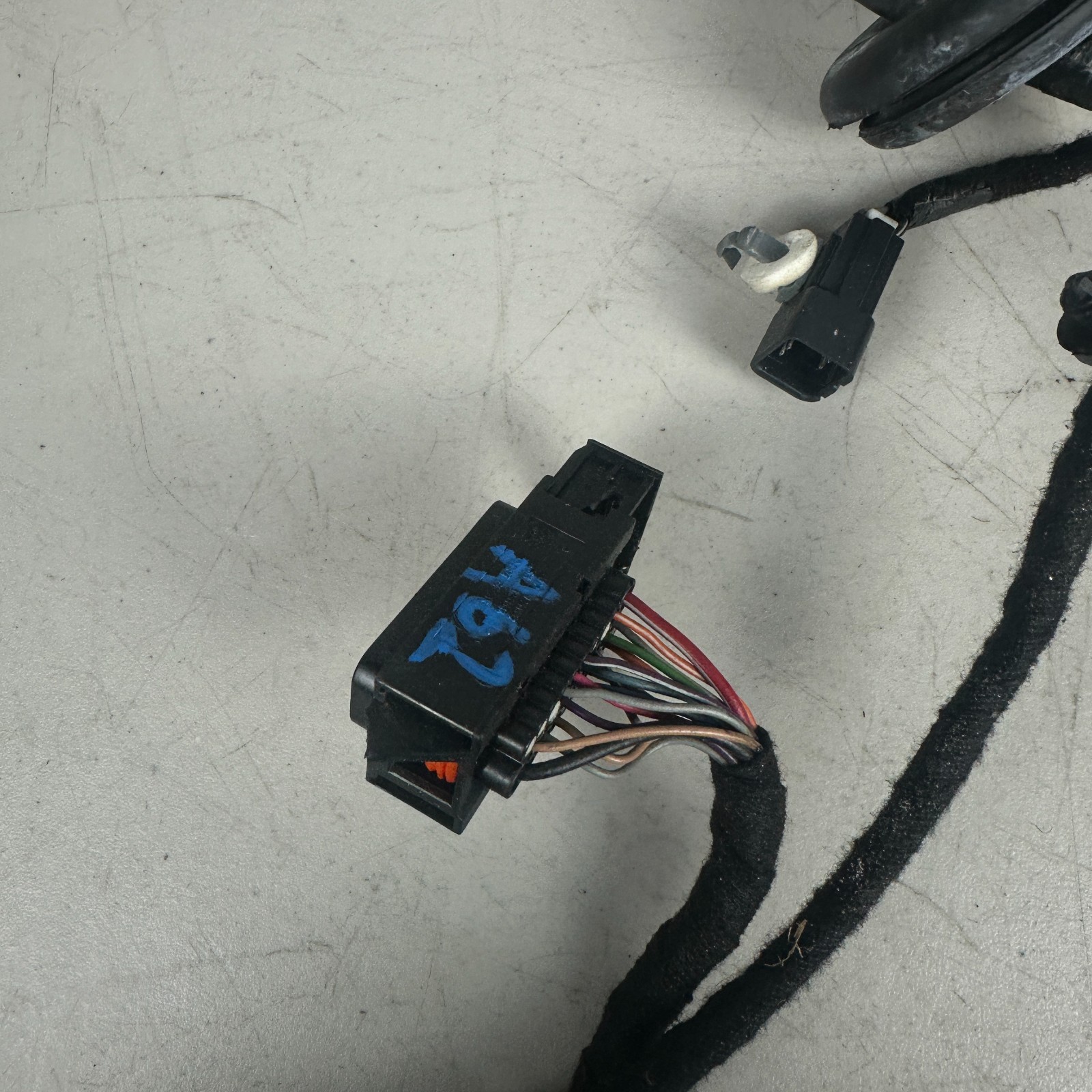 05-13 CHEVROLET CORVETTE FRONT RIGHT PASSENGER SIDE DOOR WIRE WIRING HARNESS OEM