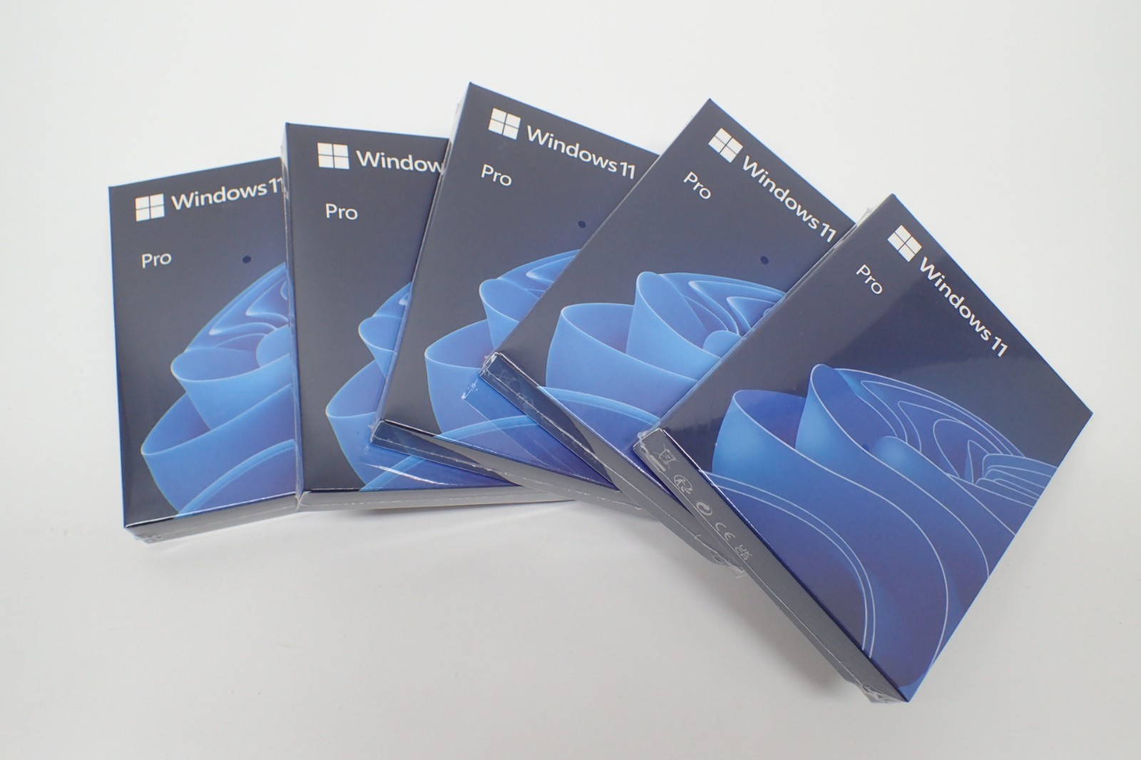 Microsoft Windows 11 Pro Professional 64bit Kit Retail Key USB Box Kit 5PK