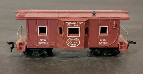 Tren modelo caboose vintage rojo con ventana de bahía de Nueva York escala HO #20298 | Zustand: Used