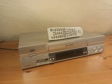 JVC HR-S5950 Super-VHS-ET Videorecorder HiFi NTSC mit Fernbedienung