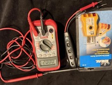 CRAFTSMAN 82139  11 Function Digital Multi.  V, Ohms, Cap, Diode, Amps. +testers