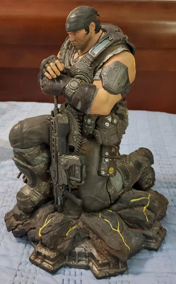 MARCUS FENIX GEARS OF WAR 3 STATUE - collectibles - by owner - sale -  craigslist