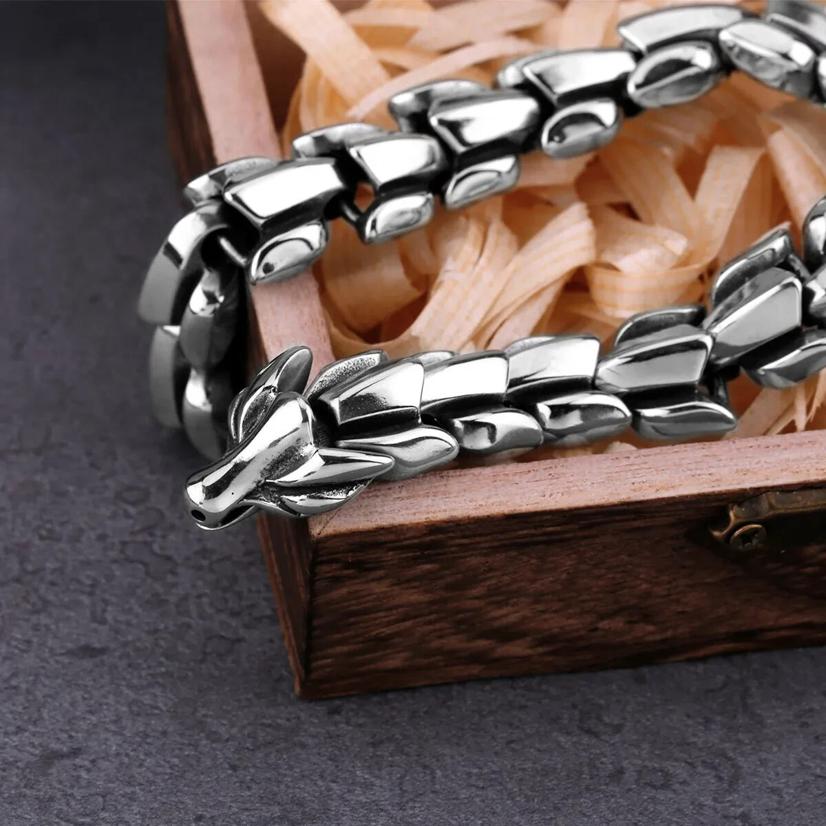 heres(ヒアーズ) OUROBOROS SIGNET BANGLE OUROBOROS SIGNET BANGLE GOLD – h'eres