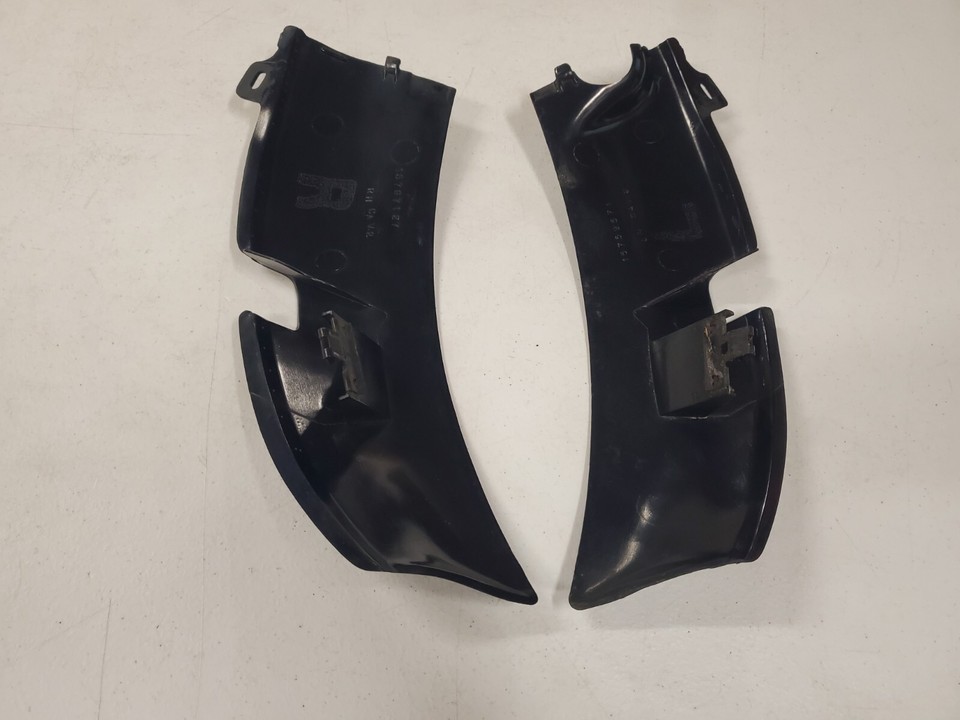 9405 Chevy S10 Blazer Windshield Wiper Cowl Trim Panel Pair GMC Jimmy